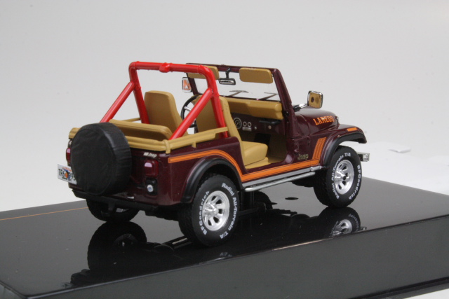 Jeep C7 Laredo 1986, tummanruskea