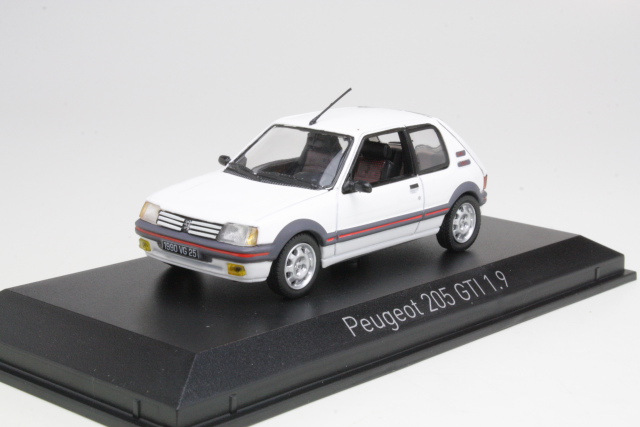 Peugeot 205 GTi 1.9 1990, valkoinen