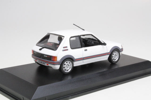 Peugeot 205 GTi 1.9 1990, valkoinen - Sulje napsauttamalla kuva