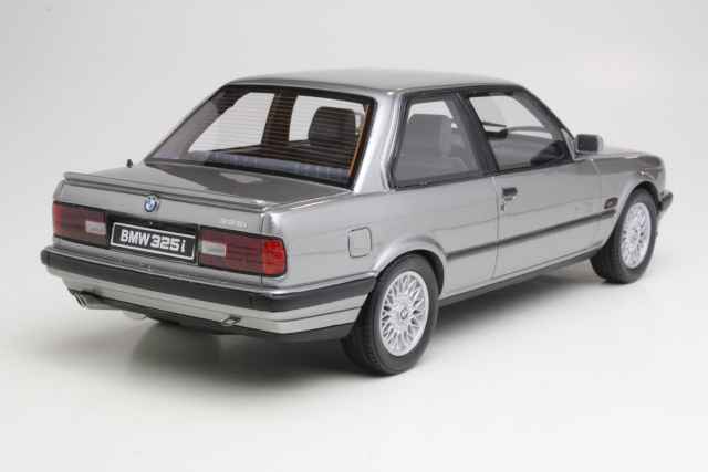 BMW 325i (e30), hopea