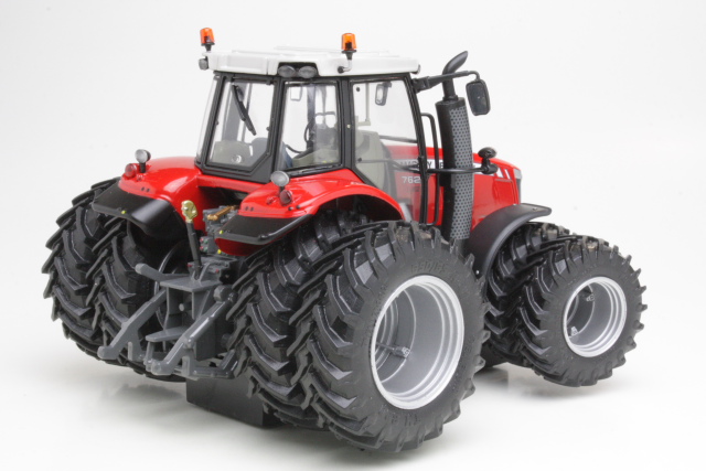 Massey Ferguson 7626 "Paripyörät", punainen - Sulje napsauttamalla kuva