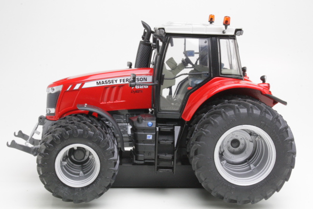 Massey Ferguson 7626 "Paripyörät", punainen - Sulje napsauttamalla kuva