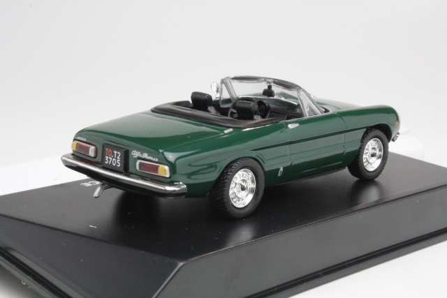 Alfa Romeo Spider 2000 Veloce 1982, green - Click Image to Close