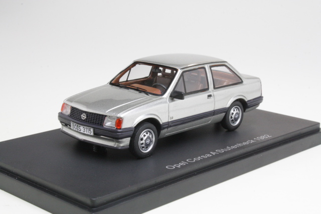 Opel Corsa A TR 1982, hopea