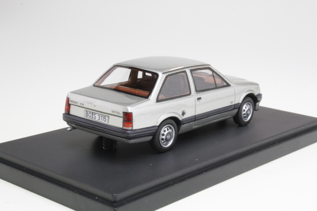 Opel Corsa A TR 1982, hopea