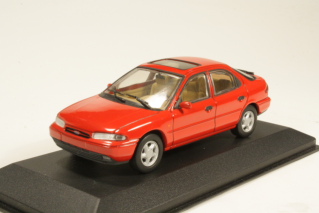 Ford Mondeo Fliesdeck 5d 1993, punainen - Sulje napsauttamalla kuva