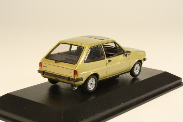 Ford Fiesta 1976, gold