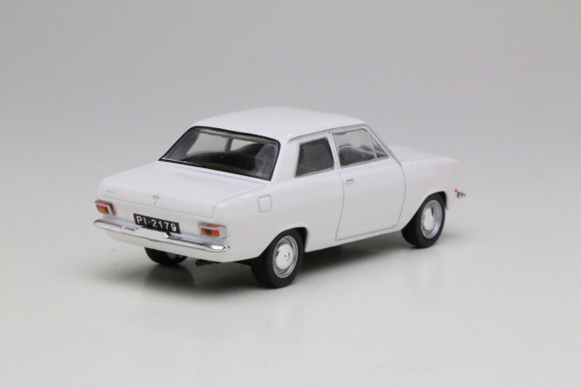 Opel Kadett B Sedan, valkoinen