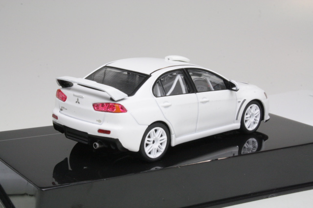 Mitsubishi Lancer Evo X 2011 Rally Spec, white