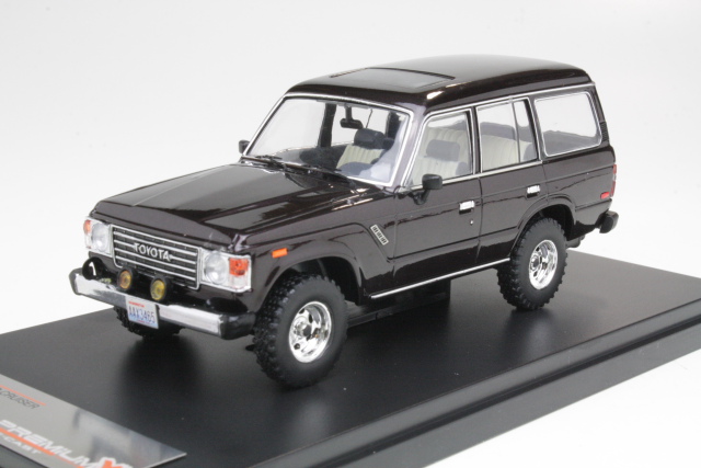 Toyota Land Cruiser 1982, tummanruskea - Sulje napsauttamalla kuva