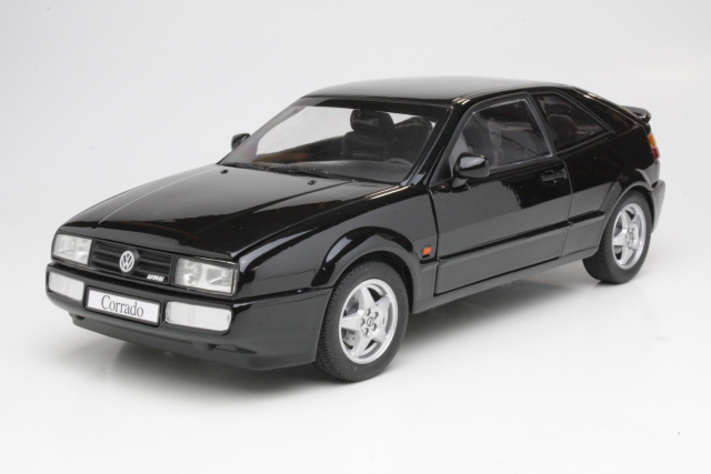 VW Corrado VR6, black
