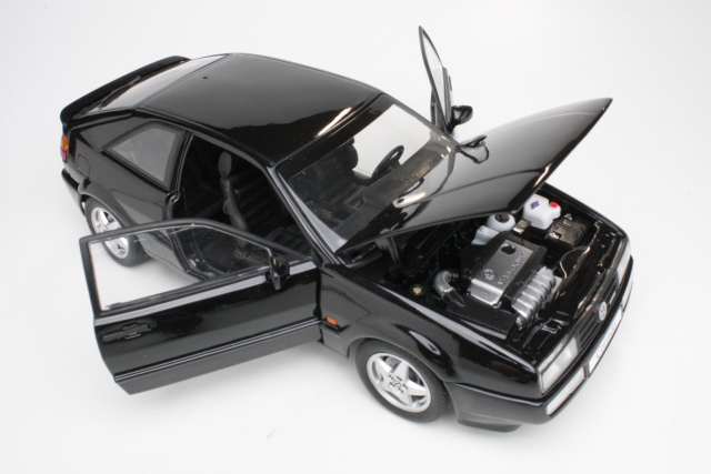 VW Corrado VR6, black