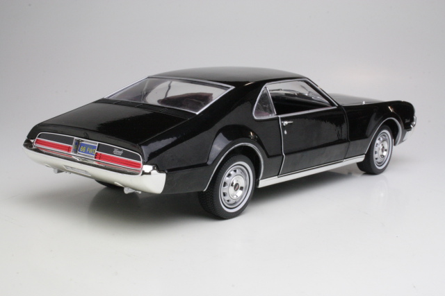 Oldsmobile Toronado 1966, black