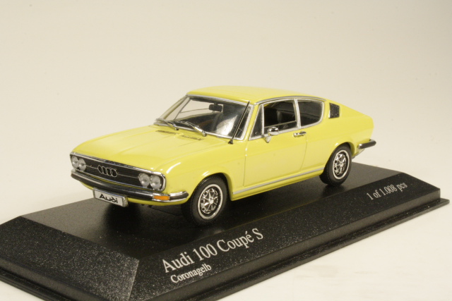 Audi 100 Coupe S 1969, yellow