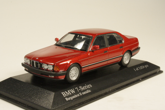 BMW 7-series (e32) 1986, tummanpunainen - Sulje napsauttamalla kuva