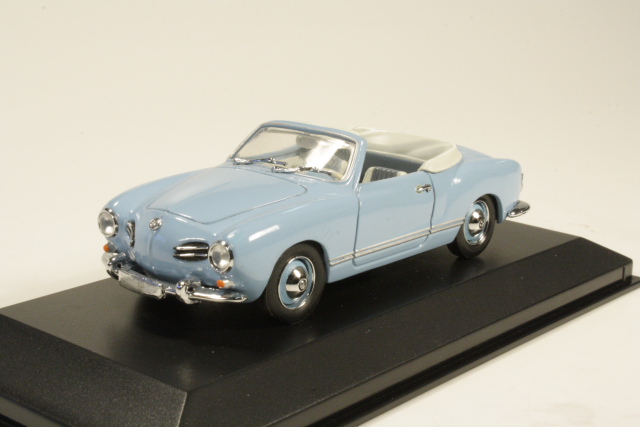 VW Karmann Cabriolet 1957, vaaleansininen - Sulje napsauttamalla kuva