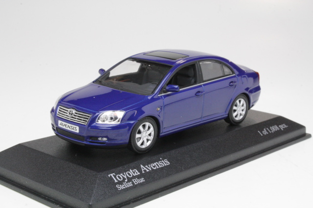Toyota Avensis 2002, tummansininen