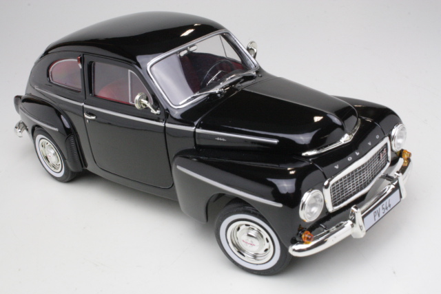 Volvo PV544 1958, musta