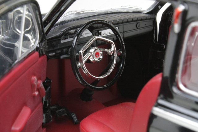 Volvo PV544 1958, musta