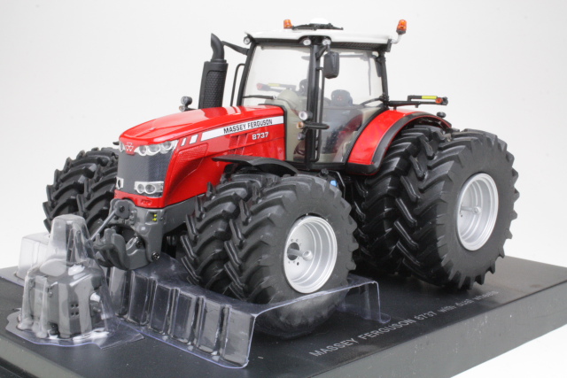 Massey Ferguson 8737 2014, punainen "paripyörät"