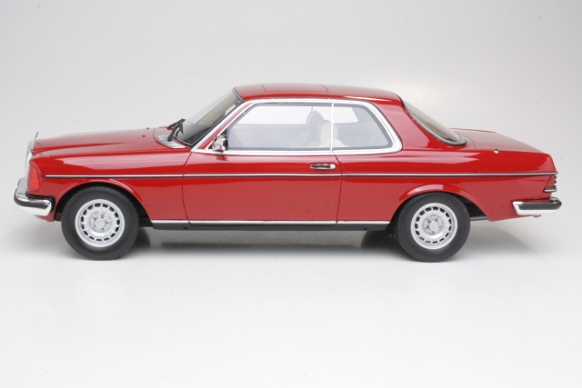 Mercedes 280CE (C123), punainen