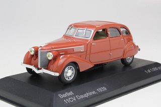 Berliet 11CV Dauphine 1939, red