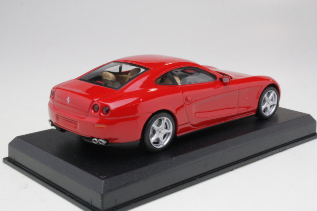 Ferrari 612 Scaglietti, punainen