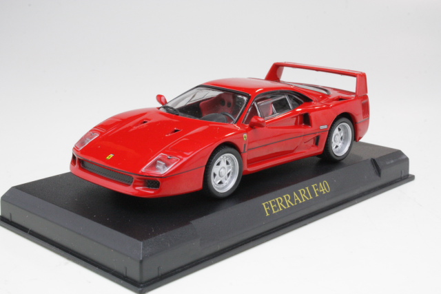 Ferrari F40, punainen - Sulje napsauttamalla kuva