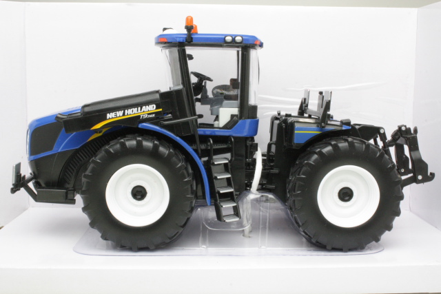 New Holland T9.565, blue