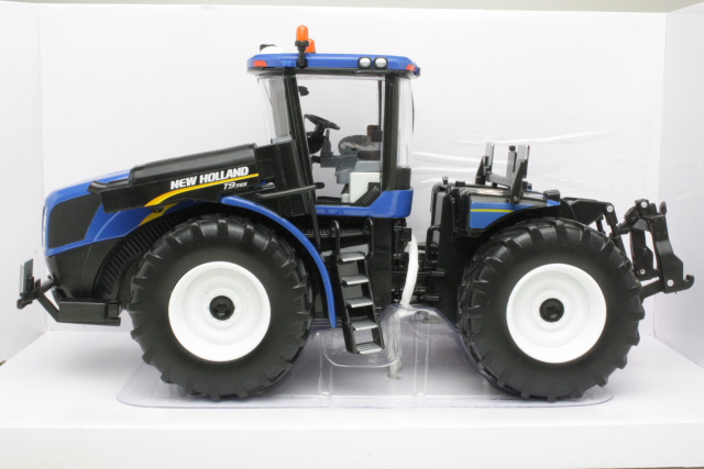 New Holland T9.565, sininen - Sulje napsauttamalla kuva