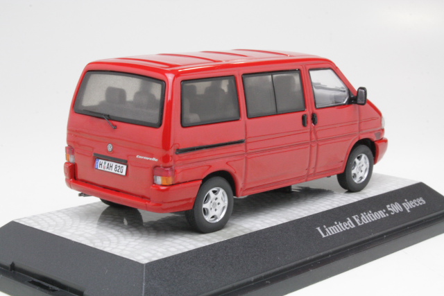 VW T4b Bus 1996, punainen