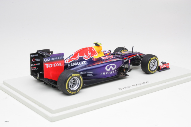 Red Bull Racing RB10 2014, D.Ricciardo, no.3 - Sulje napsauttamalla kuva