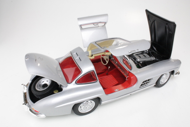 Mercedes 300SL (W198 I) 1954, silver