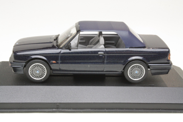 BMW 325i (e30) M-Technik Cabrio, tummansininen