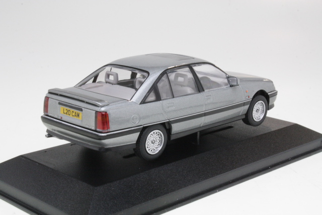 Vauxhall Carlton Mk2 2.0 CDX, harmaa - Sulje napsauttamalla kuva