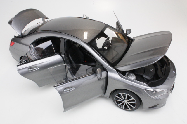 Mercedes CLA 220 2013, grey