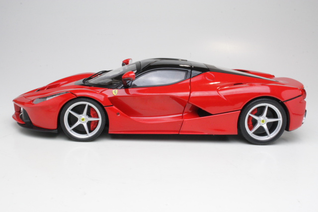 Ferrari LaFerrari 2013, red