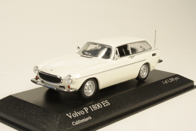 Volvo P1800ES 1971, valkoinen - Sulje napsauttamalla kuva